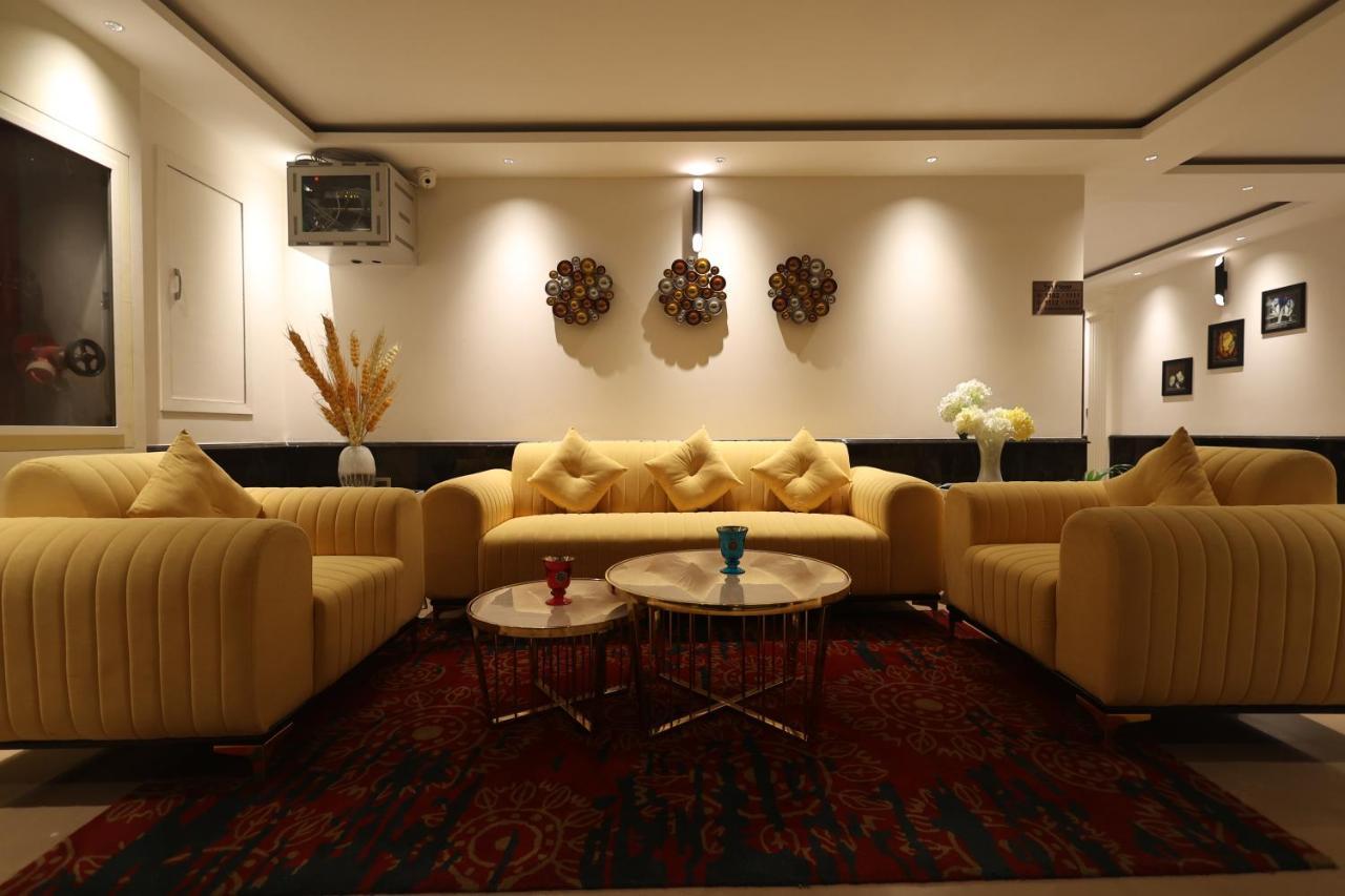 The Ramayana Hotel, Ayodhya Eksteriør bilde