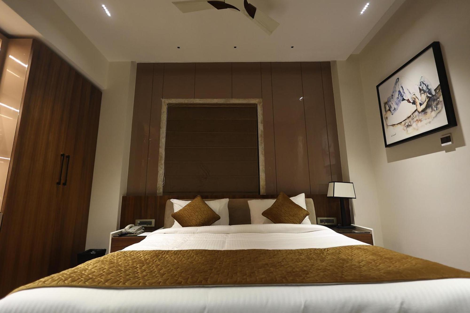 The Ramayana Hotel, Ayodhya Eksteriør bilde