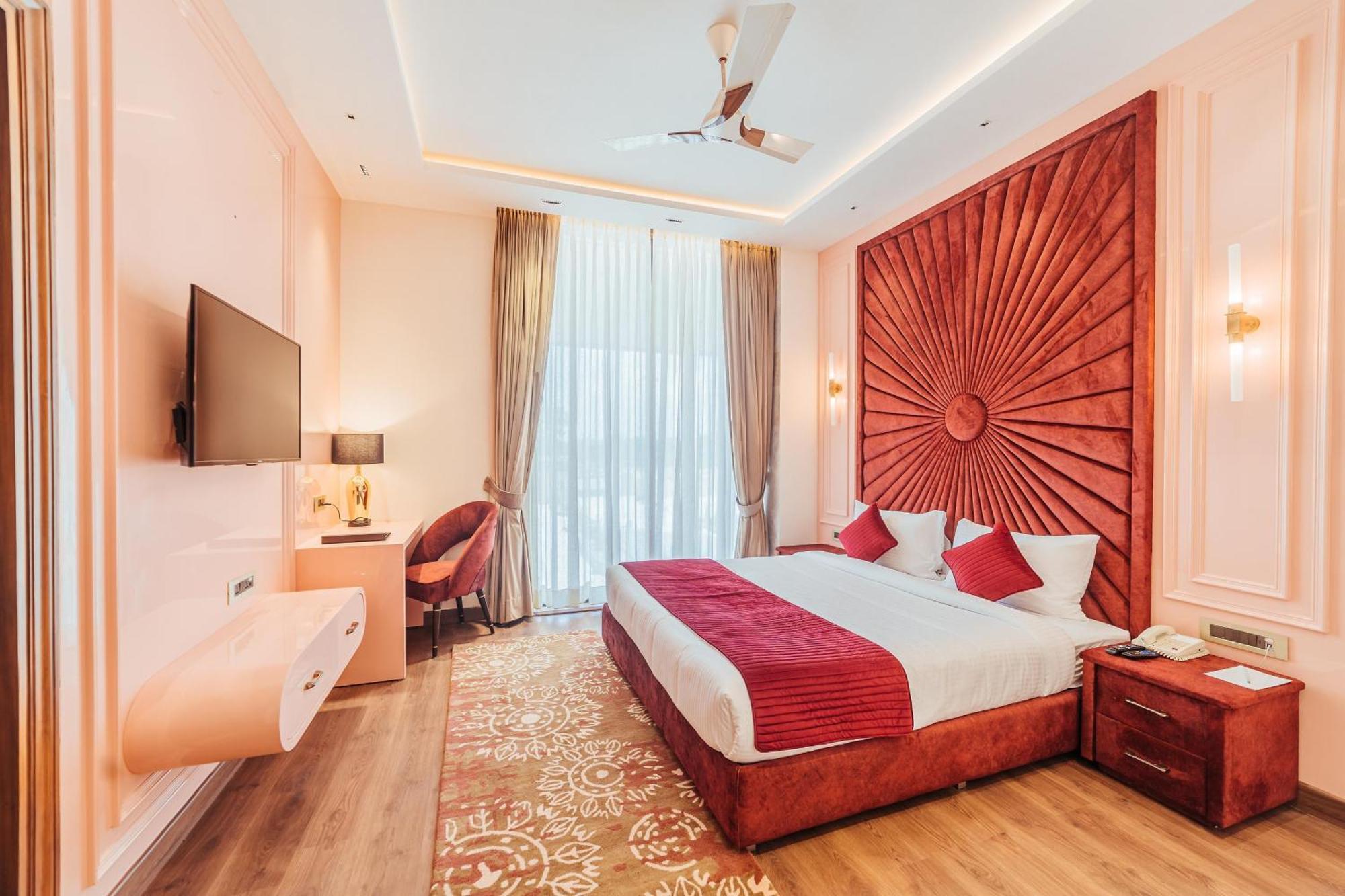 The Ramayana Hotel, Ayodhya Eksteriør bilde